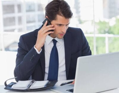 Falta no trabalho em quais situações não é permitido descontar o dia de trabalho