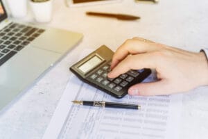 Como realizar o cálculo do salário proporcional