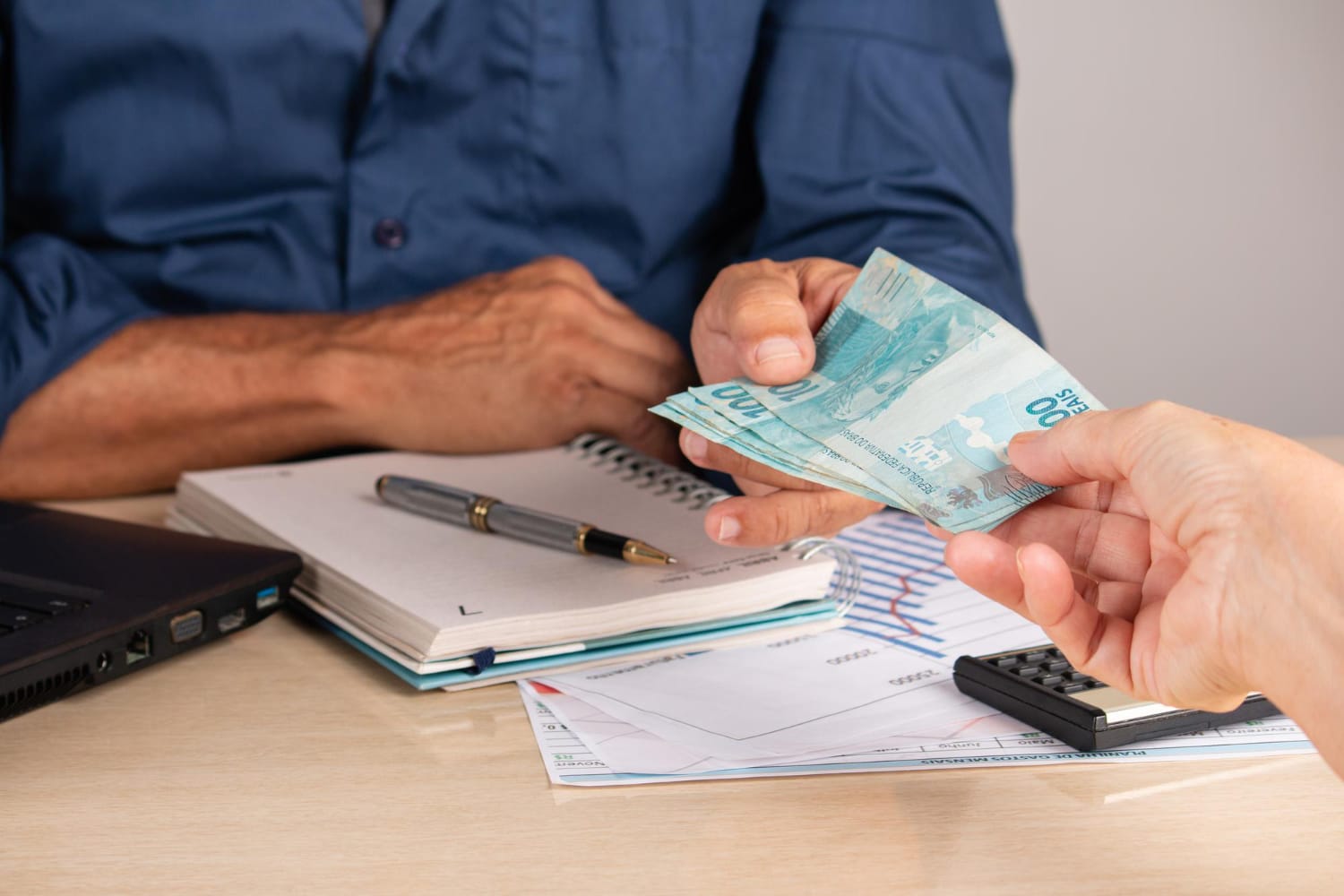 Diferença entre salário bruto e salário líquido