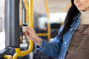 Vale-Transporte: como funciona e quais os direitos do colaborador