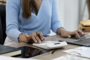 Cálculo de férias com calculadora online