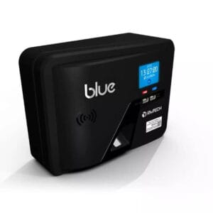 O Relógio de Ponto RWTech Blue conta com leitor biométrico, registro de ponto por aproximação de cartão, digital ou senha. Cadastre novos usuários diretamente no próprio relógio através do display touch ou por conexão de um teclado USB de computador.